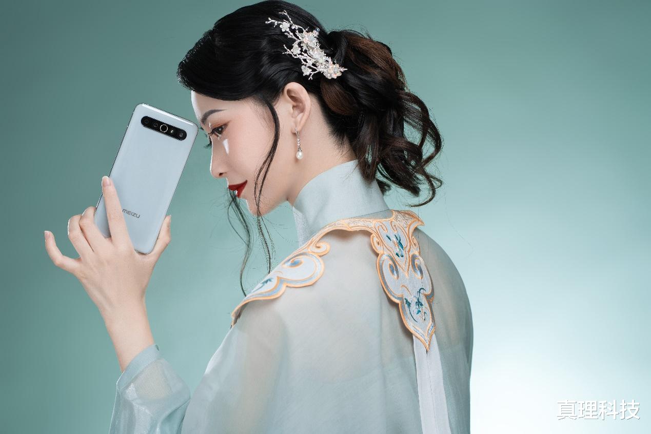 Win10|如果广告界有劳模，那魅族的国风汉服海报一定能成功出圈