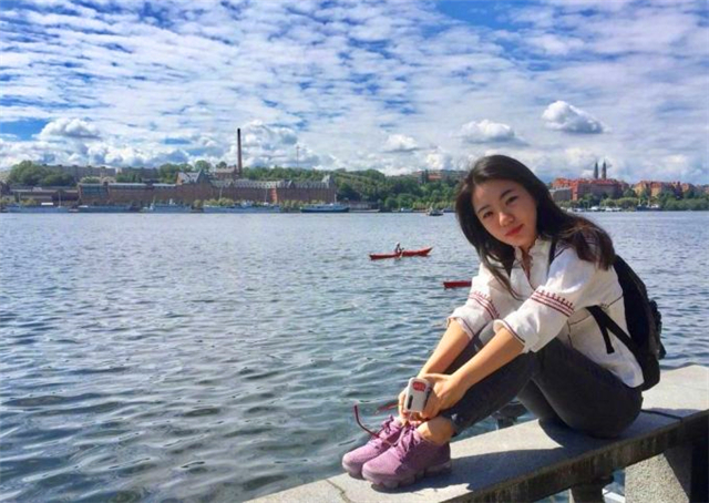 蒋方舟|谈蒋方舟：一个不再年轻的少女作家，一个没有作品的天才儿童