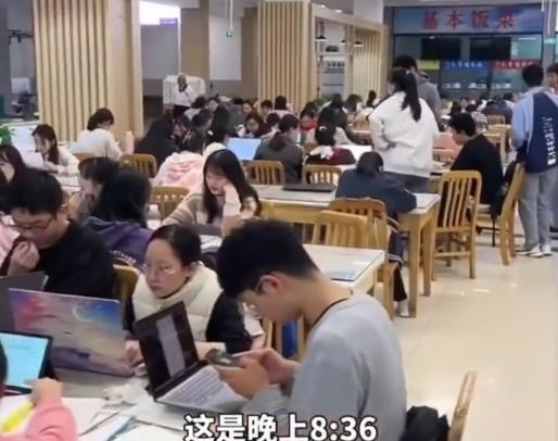 大学生|211大学食堂一组“偷拍照”火了，网友直言：这就是考名校的原因