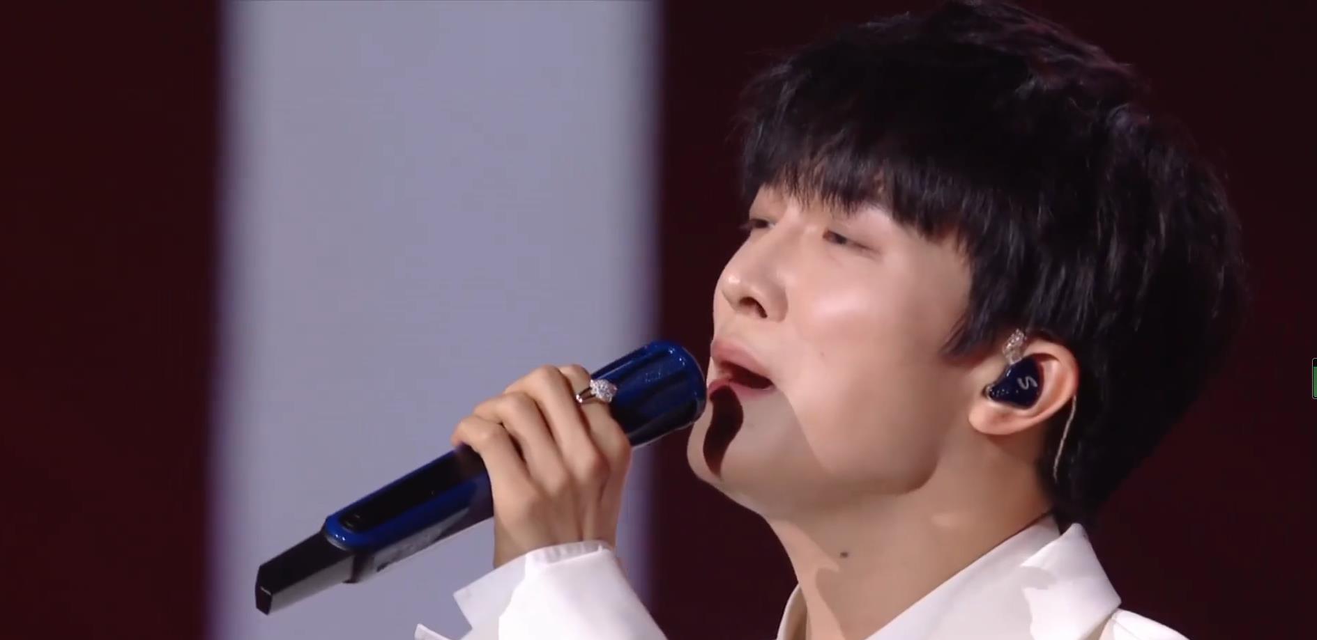 周深|TMEA音乐盛典，周深连唱五首金曲，荣获励志单曲荣誉，实至名归！