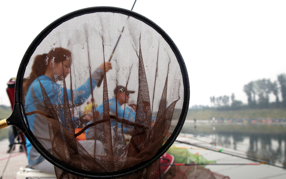 |对大师按剧本钓鱼的深度解读，如果你认真那就大错特错了