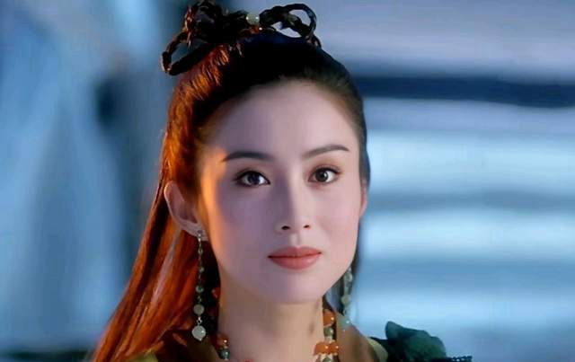 国子监来了个女弟子|星女郎张敏：三进三出娱乐圈后，45岁时嫁内地小丈夫，生活幸福