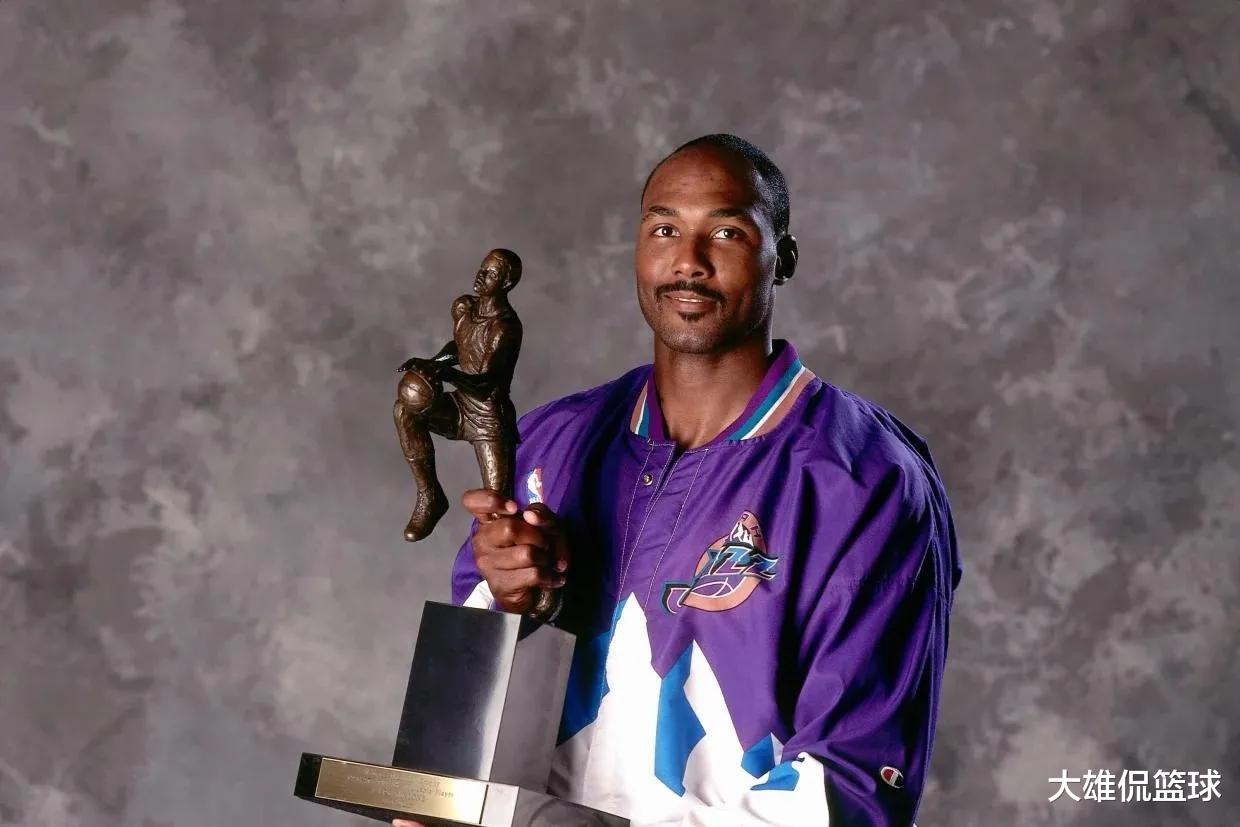 勒布朗·詹姆斯|美媒列出了职业生涯得分超过三万分，上场时间最多的五名球员