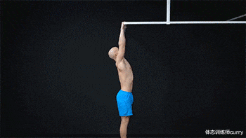 老年病|这么拉「引体向上」可能正在把背越练越废…