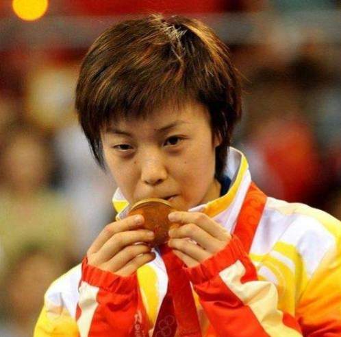 张怡宁|张怡宁恋爱故事：老公前任是女星袁立，比她大20岁，两人一见钟情