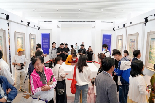 贵州网 重新发现丽江 华侨城丽江唐卡四百年艺术展璀璨盛启！