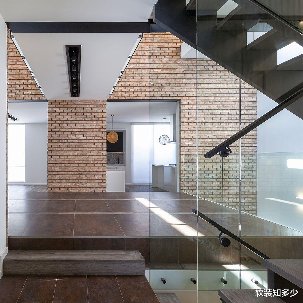 自己舒适大房子，宁静而空旷的空间，喜欢这乡间的和谐