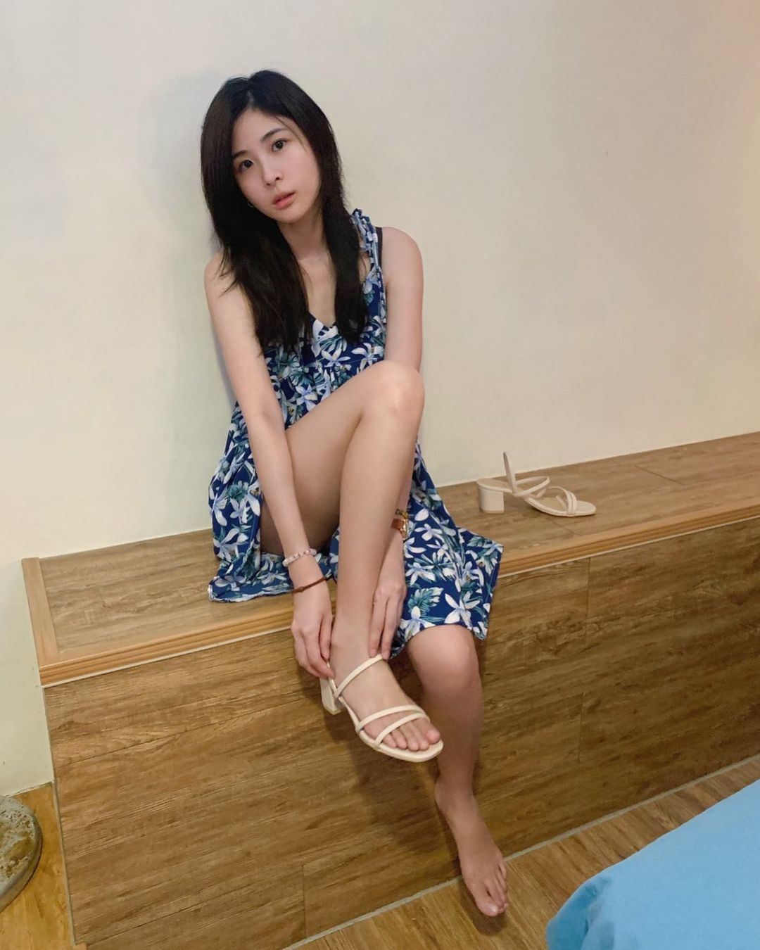 老王杂货铺|孩子得了肺炎去请假被拒，领导还说，你孩子病了关公司什么事？
