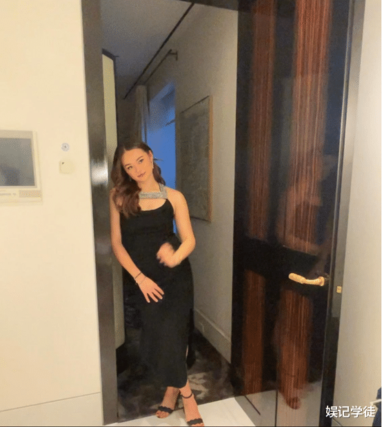 邓文迪|二女儿当名媛，大女儿做网红，邓文迪这是打算“双线开攻”？