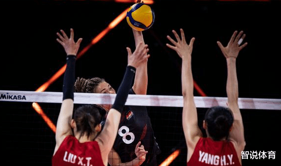 郎平|郎平一喜一憂！中國(guó)女排傳來(lái)兩大消息，世聯(lián)賽陣容將迎巨變