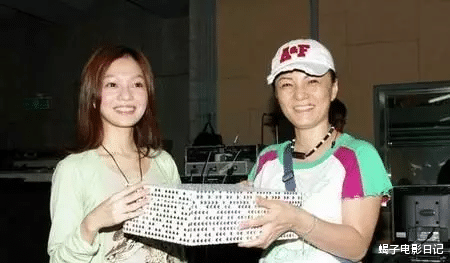 童星|被诅咒的神剧《海豚湾恋人》！全员不顺，整容劈腿事业扑街，当年人气童星坐牢！