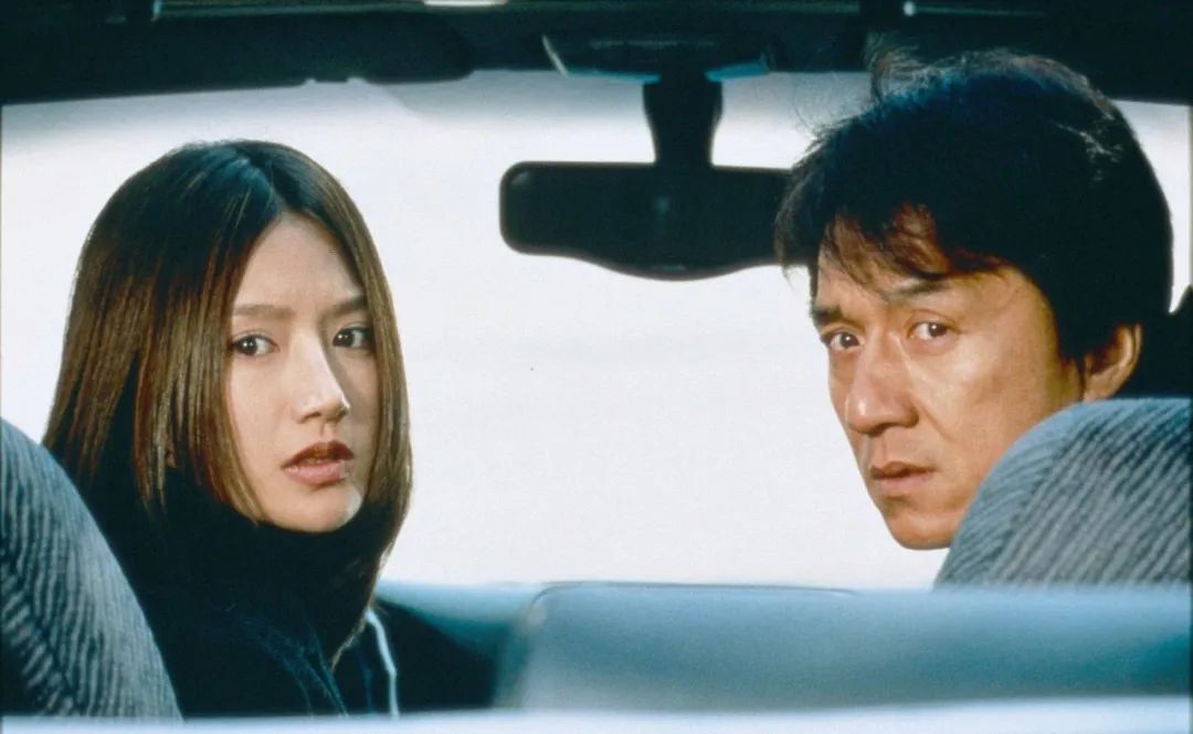 成龙|成龙电影中的国际龙女郎，有选美冠军，CNN记者，还有哈佛硕士，谁最让你难忘？