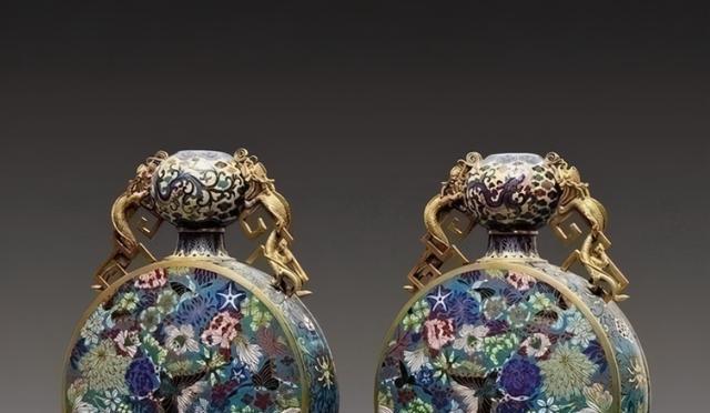 古董|隐藏的富婆钱燕萍，靠古董发家致富，收藏的银缕玉衣连故宫都没有