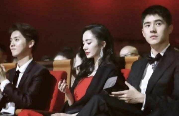 |明星现实生活中真的那么好看吗？