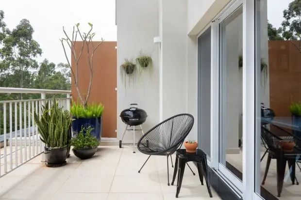 不顾家人反对买121㎡复式,自带10㎡露台做休闲区,比别墅更划算