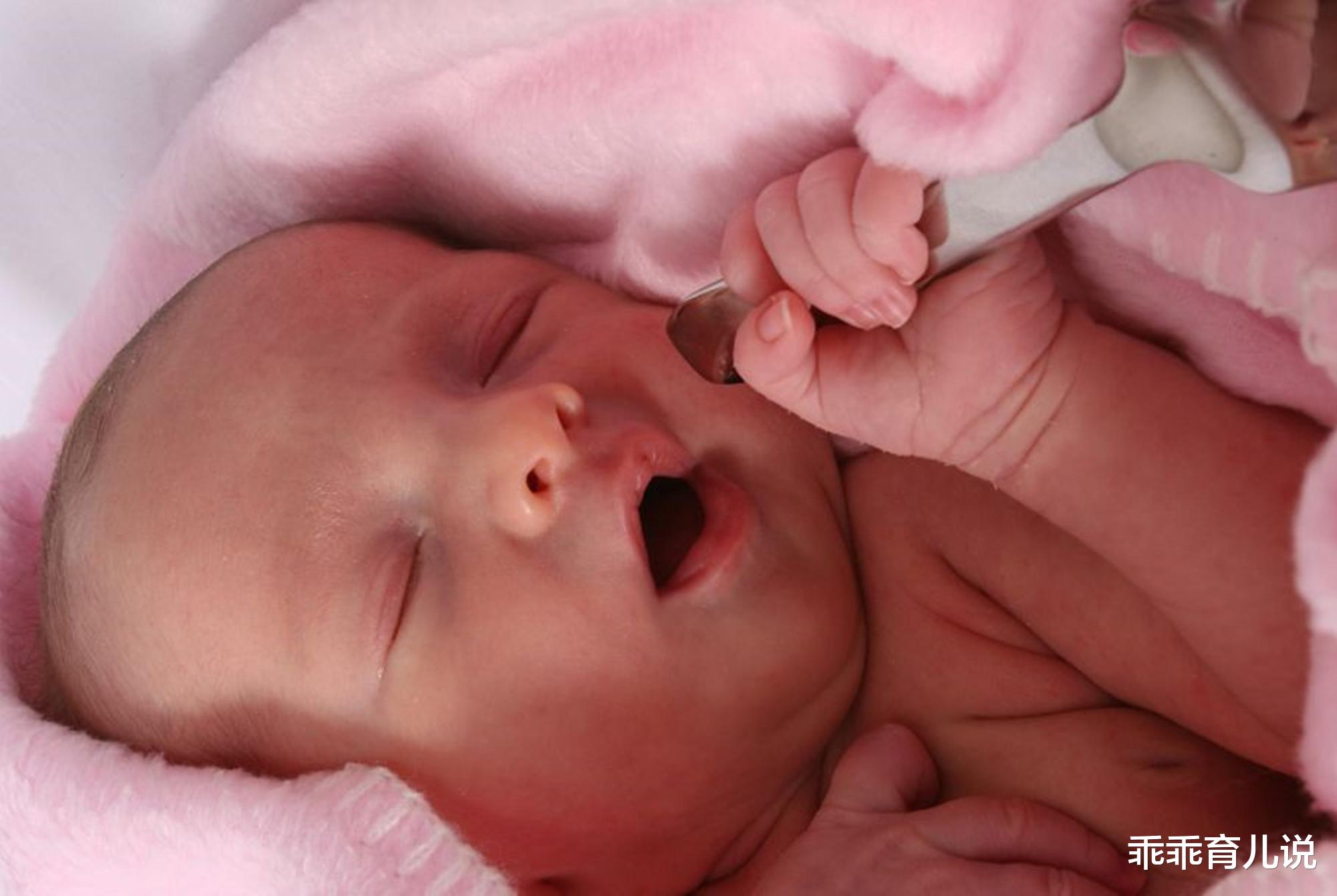 乖乖育儿说|宝宝总是胀气拉奶瓣,这是怎么了?多半是四种因素引起的,别大意