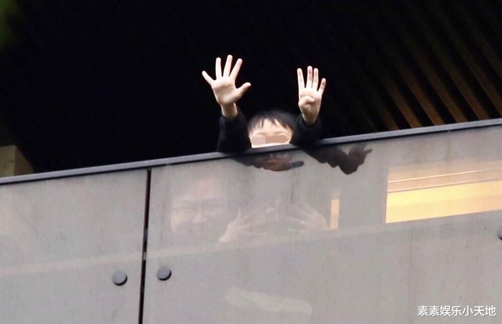 王力宏|王力宏隔离地点灯光通明：同栋住户透露他住9楼，窗帘一直紧闭