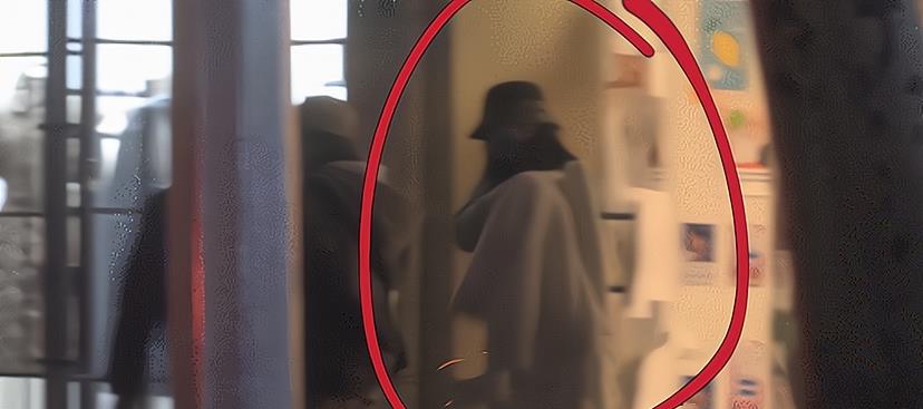 迪丽热巴|热巴懒理和杨洋绯闻!深夜去蛋糕店打卡,只拍不吃好浪费