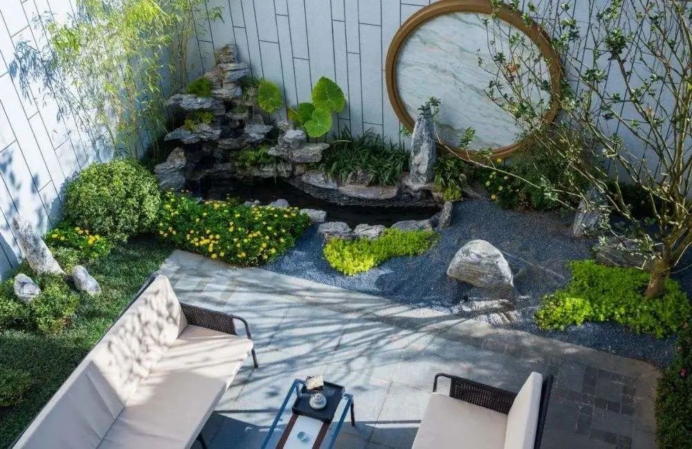 小面积庭院如何设计？4个要点+4个禁忌，让你的小庭院与众不同