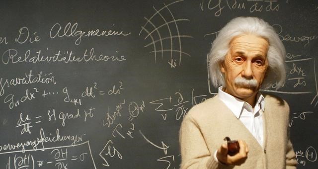  超越光速就可以回到过去？是否意味着宇宙中没有时间只有空间？