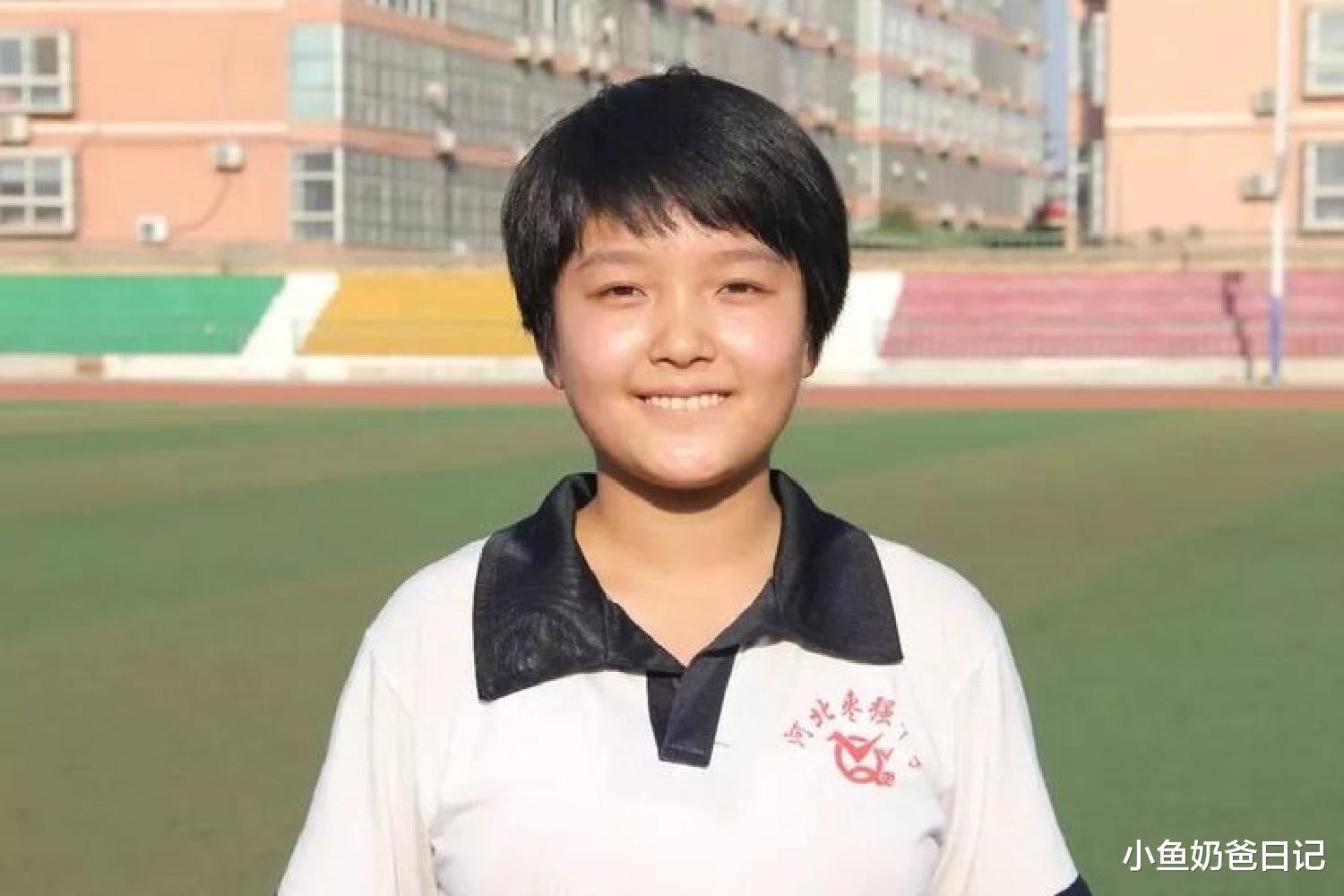 小鱼奶爸日记|高考前夕父亲去世成孤儿，四川考生自力更生赚学费，生活别亏待他