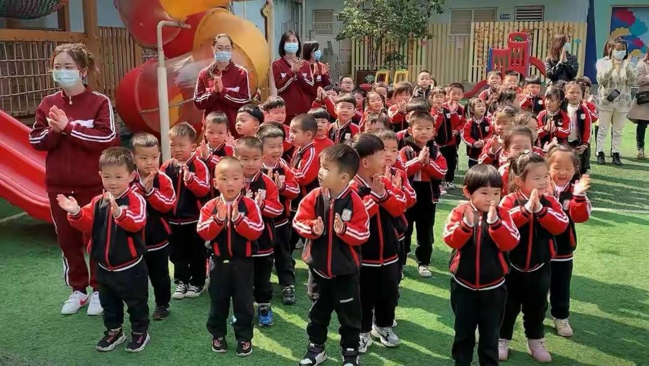 胡了说扒道 武汉市新安幼儿园,挖掘地域文化,在游戏中渗透四史教育