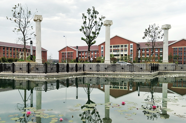 依科育儿吧|10校“出身”相同：现在都是高水平大学，3所成为“211”！