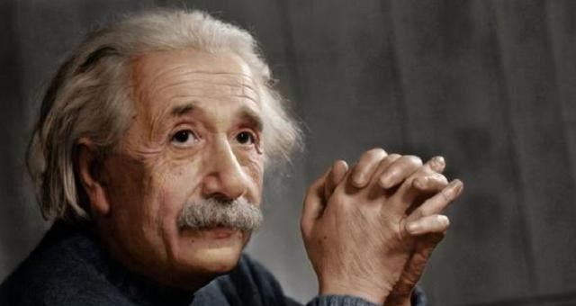 心悦雅萌|教科书为了不让女生“沉迷男色”，也是拼了，故意让这些人很丑