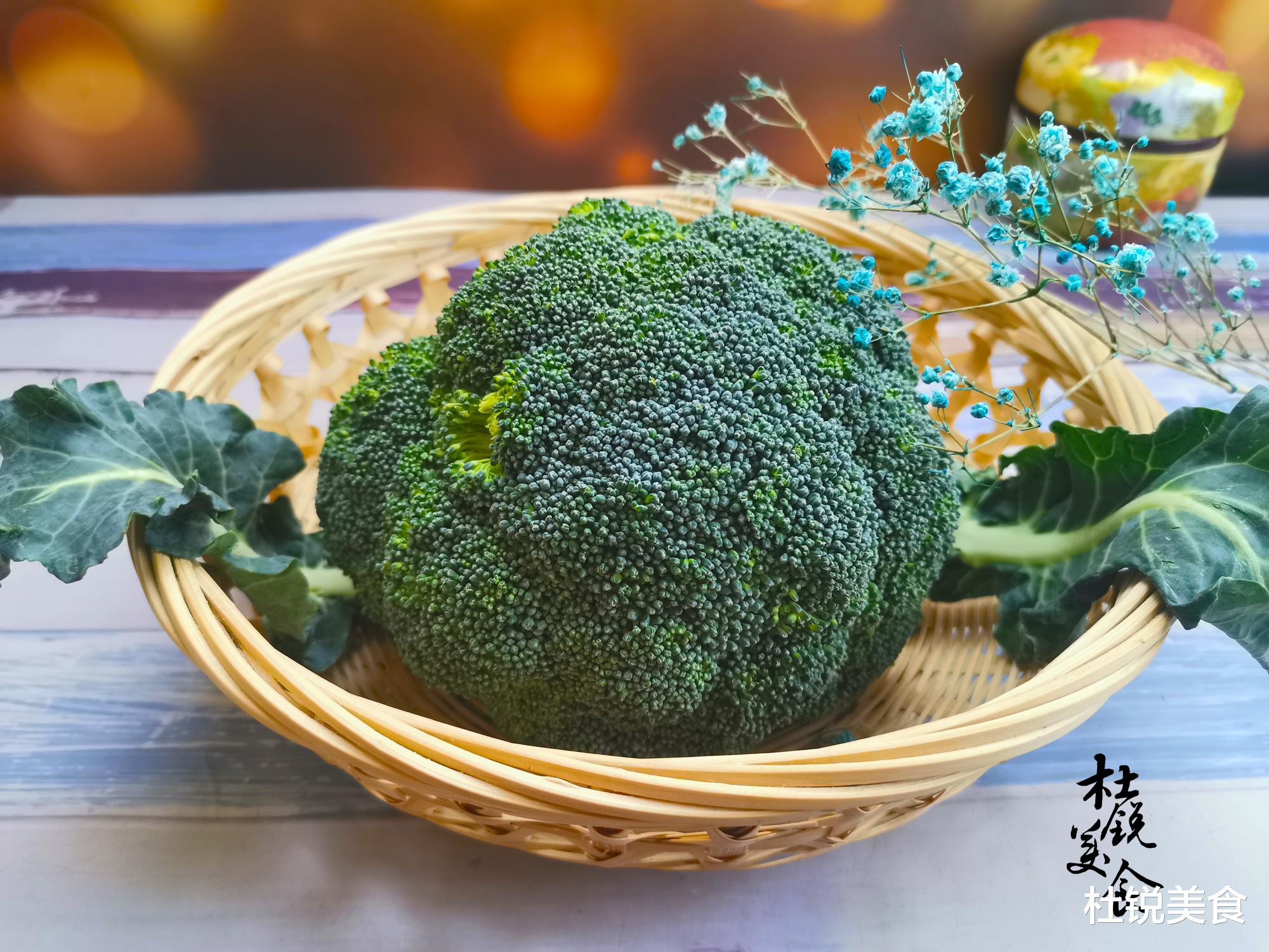 食材|10种高钙蔬菜，含钙可媲美牛奶，家常食材价格实惠，秋天要常吃