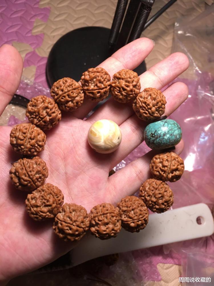 文玩|汗手盘玩文玩是好还是不好呢？分享几种适合汗手盘玩的文玩