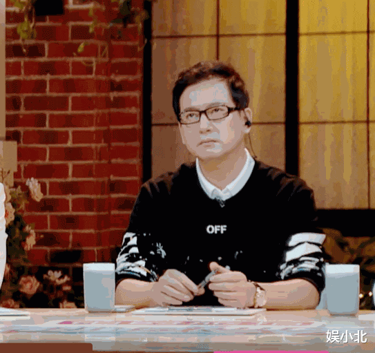 郑爽|干啥啥不行埋雷第一名，细数这五年，郑爽她爸才是“小丑”