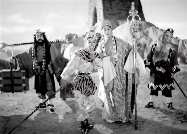 铁扇公主|“铁扇公主”王凤霞，现实生活中嫁“孙悟空”，38岁因癌遗憾离世