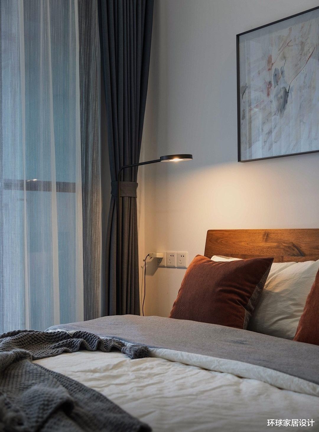 |她坚持在玄关加一扇门,家人都觉得很鸡肋,入住后才发现真好用!