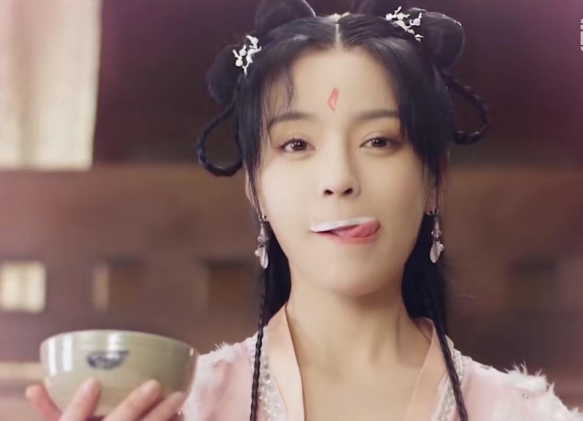 小狐仙|又一部新剧开播，女主温婉可人，男主胸肌“荷尔蒙”十足