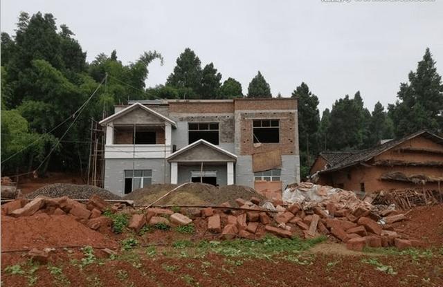 果莓妈咪说 农村实行“一宅一户”后，多出来的房子全都要拆除吗？这3种除外