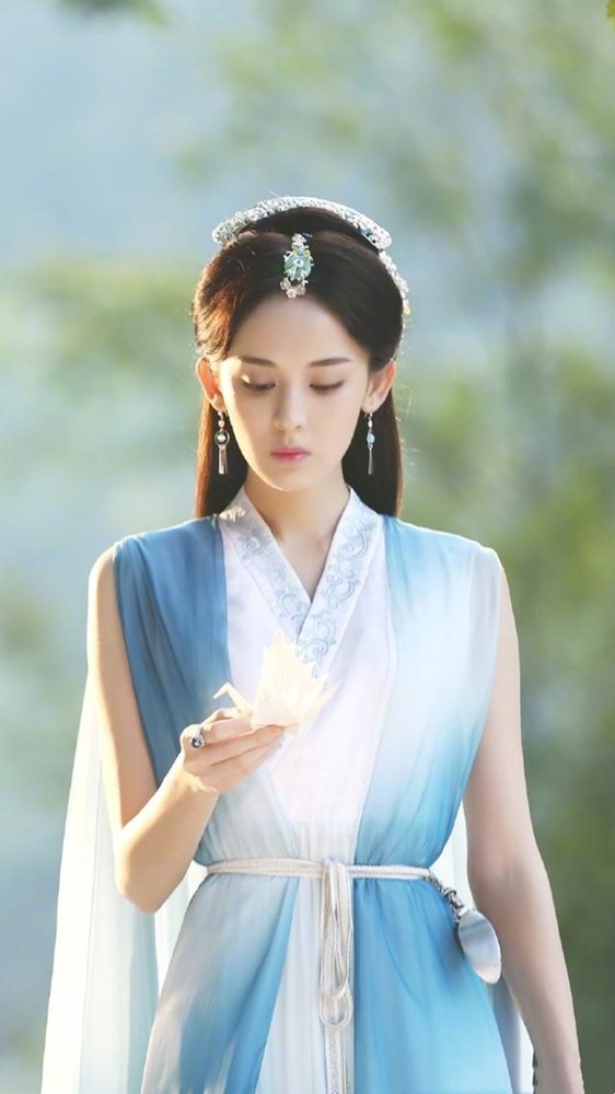 王语嫣|“王语嫣”别硬演，明明是仙女，却被文咏珊演成了“仙姑”