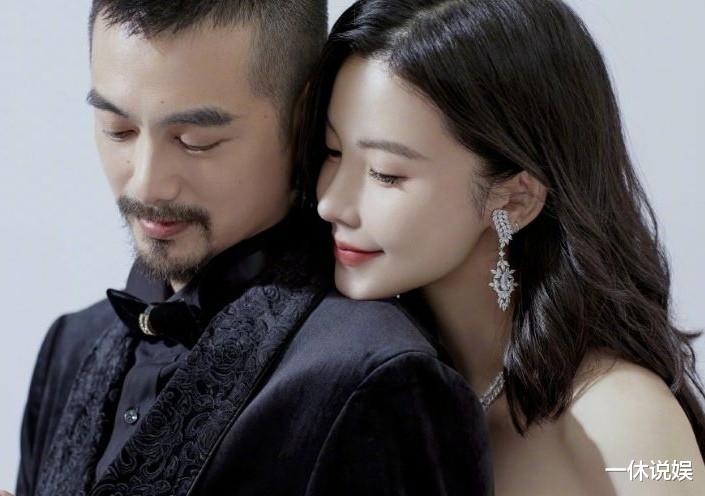 杨子姗|35岁杨子姗外出就餐，孕肚明显，结婚6年之久终于迎来了好消息