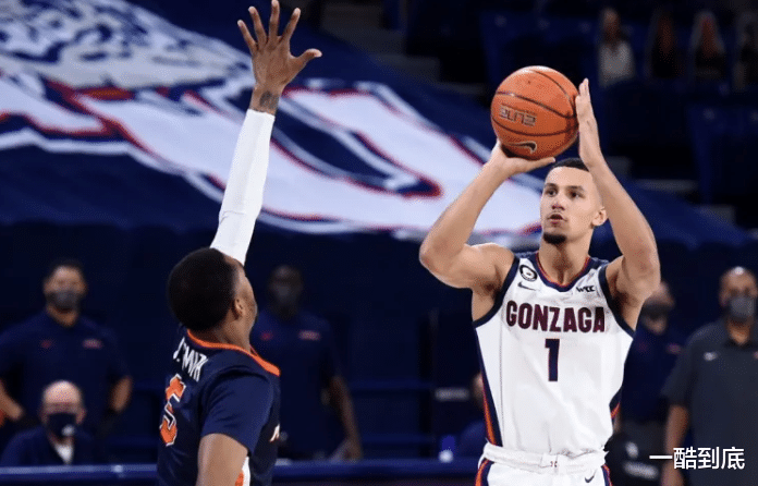 火箭队|名记：斯通下周一会前往纽约考察新秀，火箭队考虑拿下萨格斯