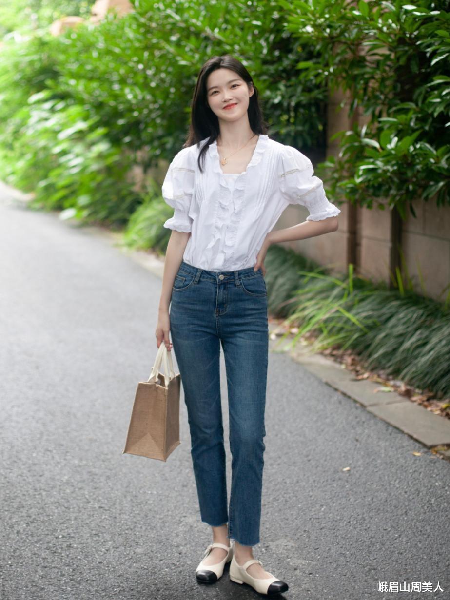 峨眉山周美人|买了阔腿裤却不会穿？这6套“万能”搭配请收好，日常通勤都很适合