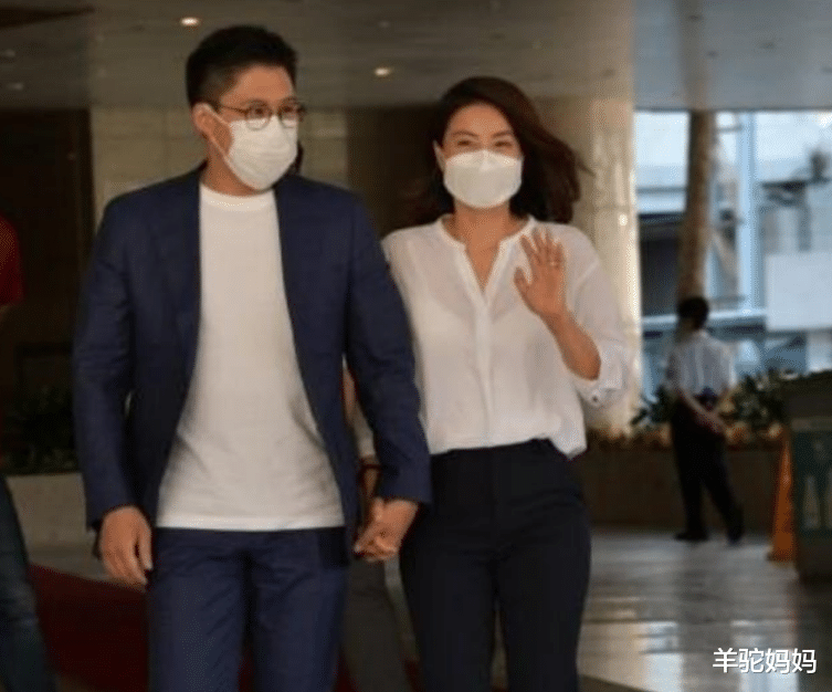 羊驼妈妈|霍启刚正面回应4胎传闻,网友直呼羡慕郭晶晶,夫妻俩育儿观太赞