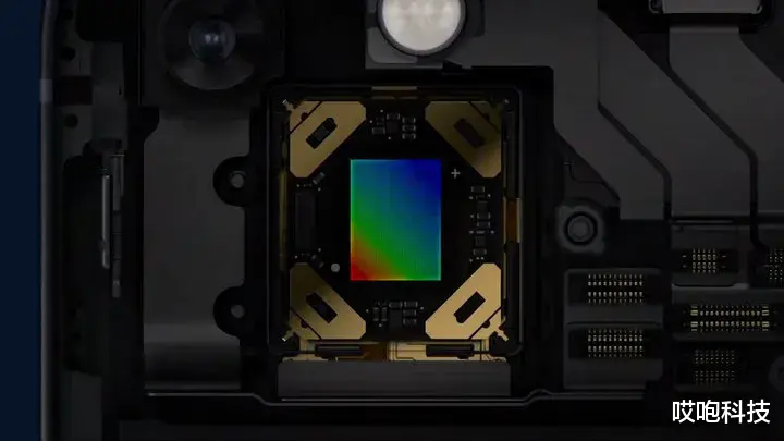  iPhone13 预约量破百万，到底真香在哪？