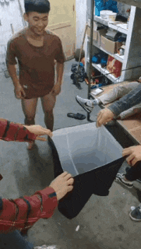 时光了了说说|“为什么穿内衣不能看，而穿泳衣却可以？哈哈哈...这有啥区别啊！”