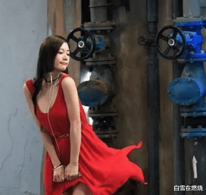 锋菲恋|33岁的亚洲第一美女身材令无数粉丝称赞，感情生活却并不如意