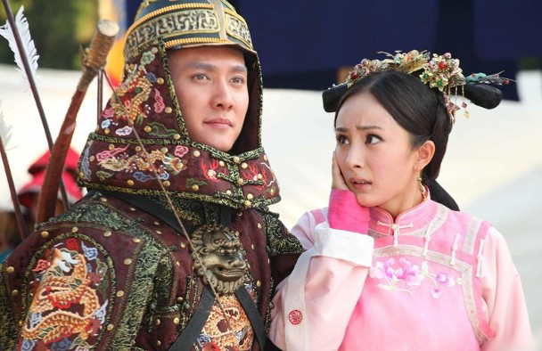 杨幂|幂女王上杂志宣布地下情玩完，小狼狗不求名分仍被甩只因毫无价值