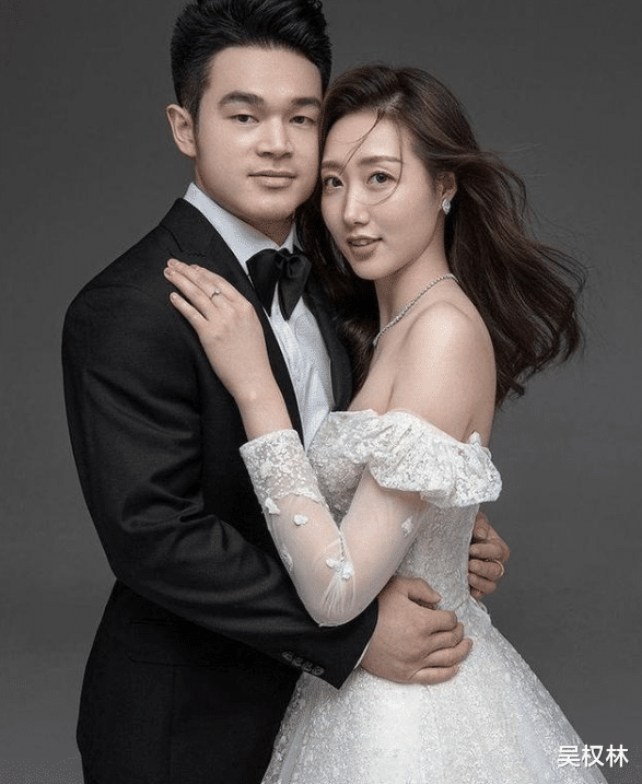 石智勇|奥运双金王石智勇官宣大婚！妻子比自己高半个头，曾是女排运动员