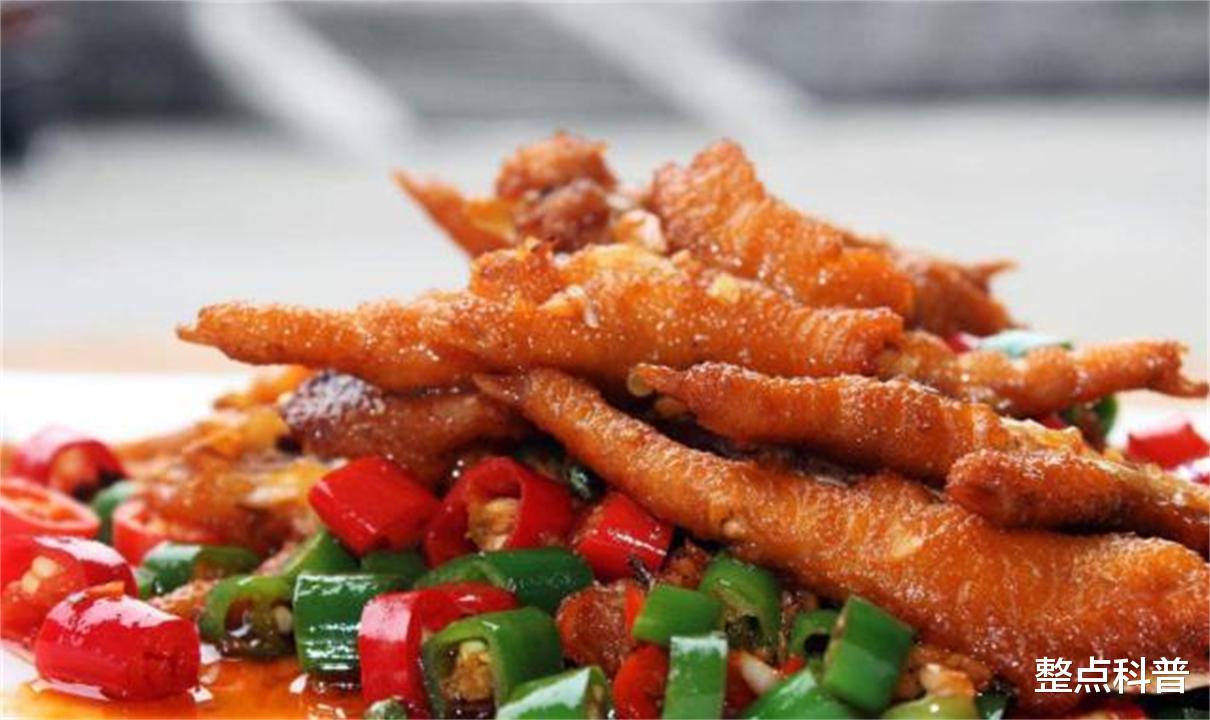 我国每年消费200多亿只鸡爪，市场源源不断的鸡爪是从哪里来的？