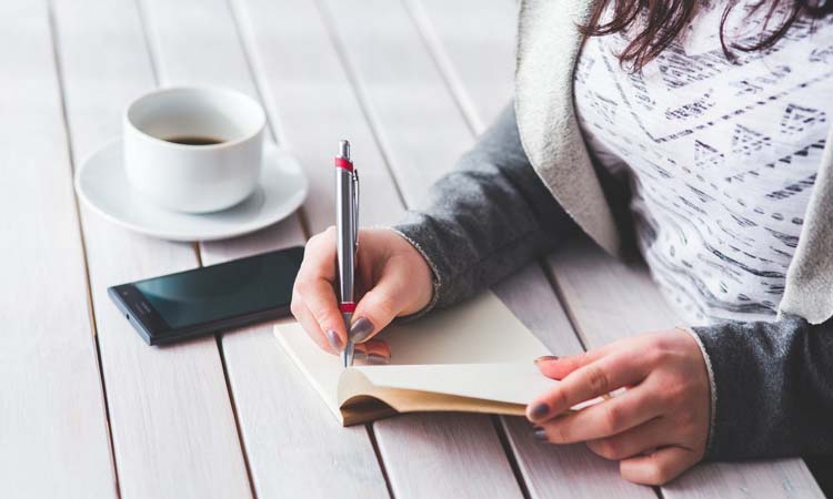 处女座|聪明人与领导打交道，遇到这四个问题，都敢交流，难怪被重用