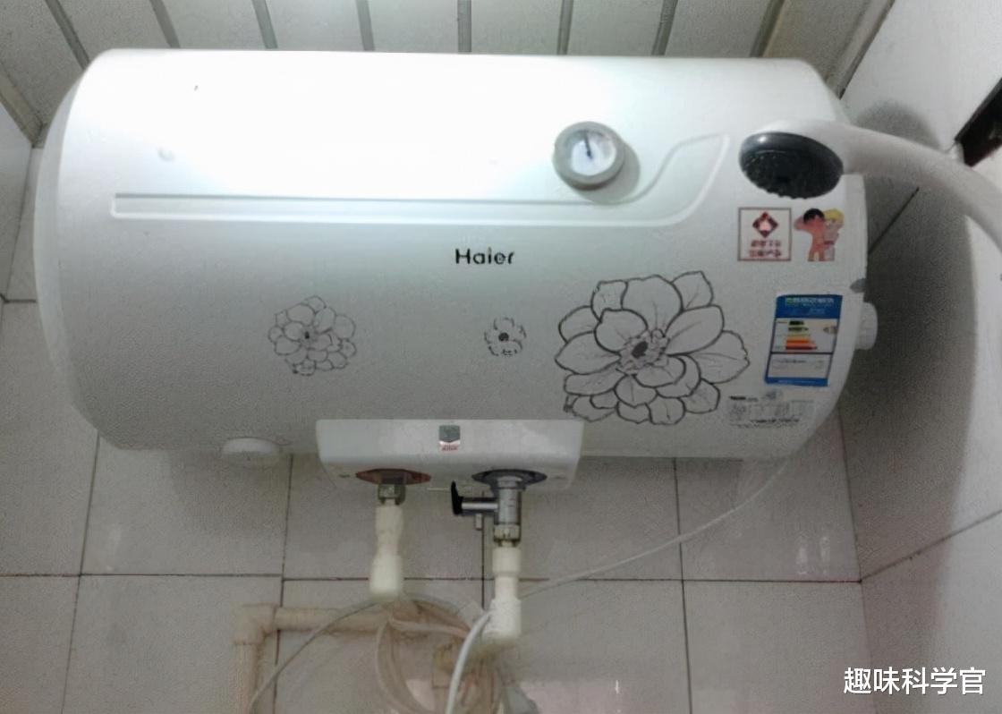 电热水器频发漏电事故,洗澡时到底要不要断电?触电该找谁赔偿?