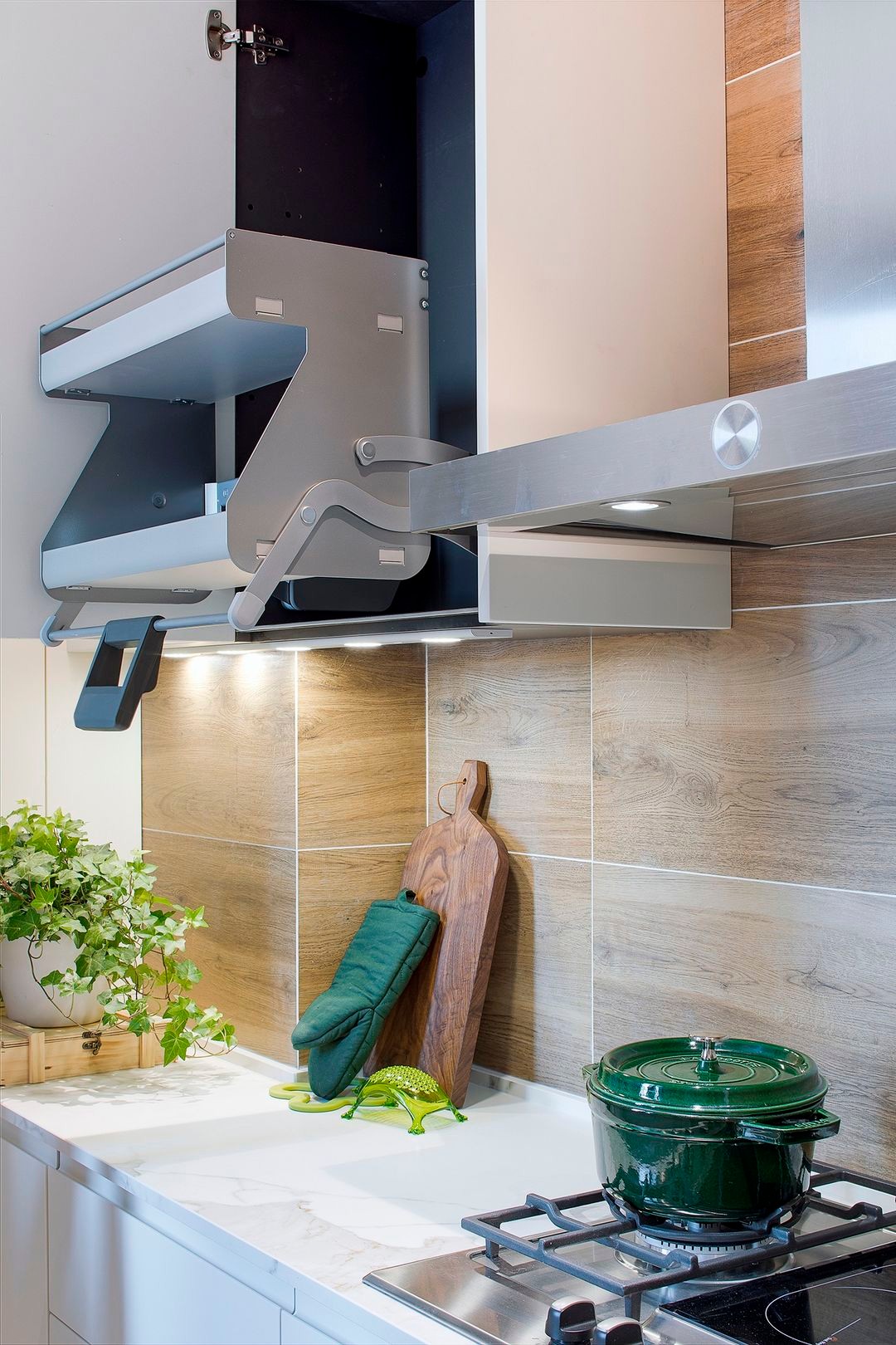 设计师|160平的家厨房却很拥挤？进门的感觉就像是迷宫，装修之后大变样