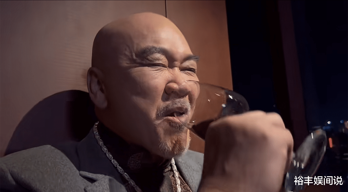 易烊千玺|万梓良新戏邀约TVB老戏骨，对方大佬范十足，万梓良新模样回春